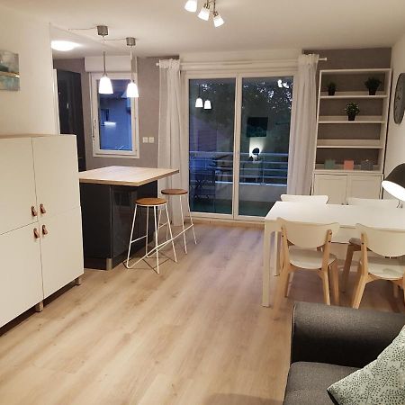 Beaune Appartement Avec Parking Et Wifi Gratuit Bagian luar foto
