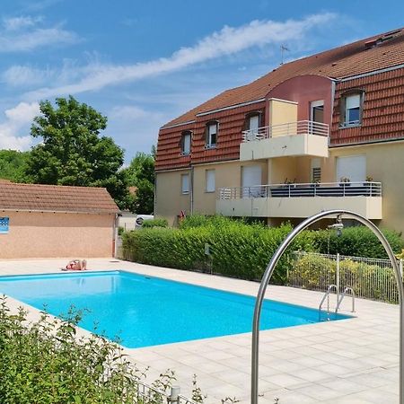 Beaune Appartement Avec Parking Et Wifi Gratuit Bagian luar foto