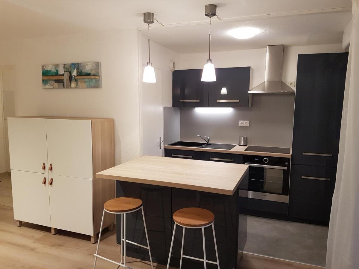 Beaune Appartement Avec Parking Et Wifi Gratuit Bagian luar foto